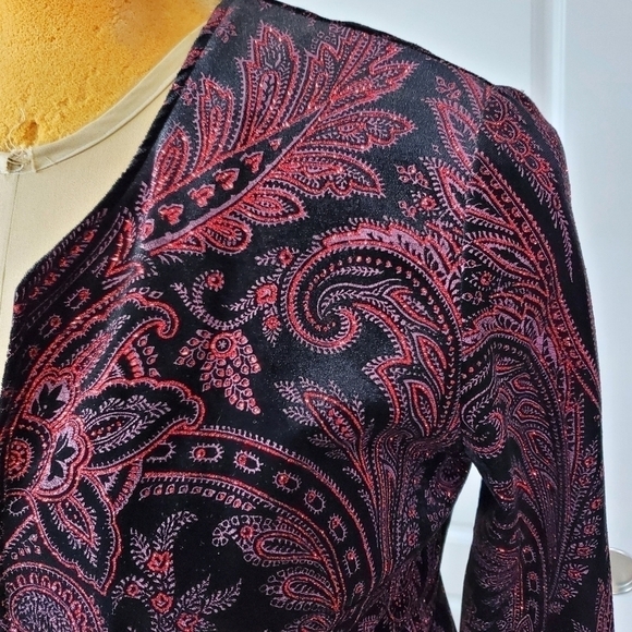 DRESS BARN COLLECTION BLACK VELVETEEN JACKET BLAZER RED GLITTER SPARKLE WOMEN 14 - Picture 3 of 14